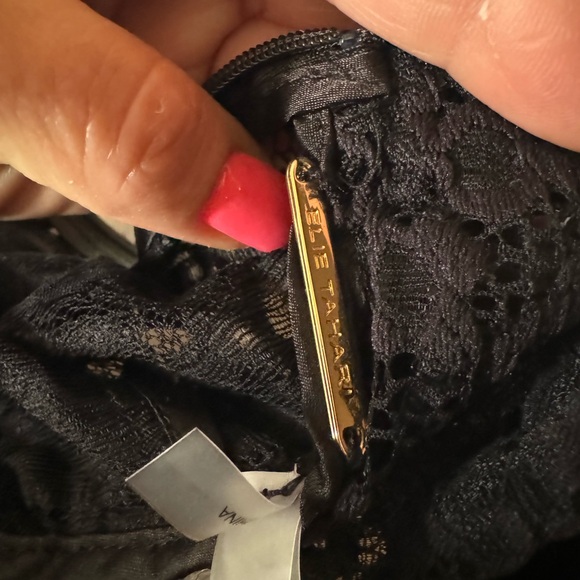 Elie Tahari size 4 black stretchy lace dress brand new ! Super classy dress - Picture 7 of 8